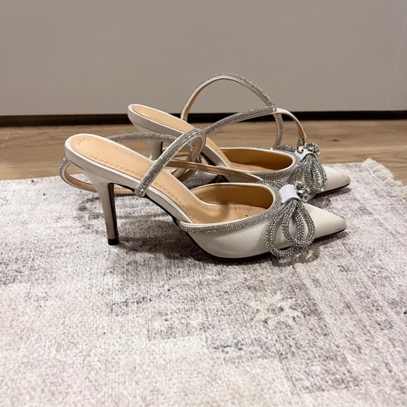 Double Bow Embellished Satin Pumps - Picture 3 of 4